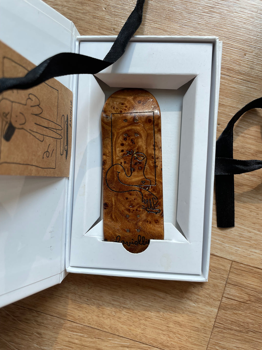 Livingwood x Raviollie - LE 핑거보드 "Bliss" 데크